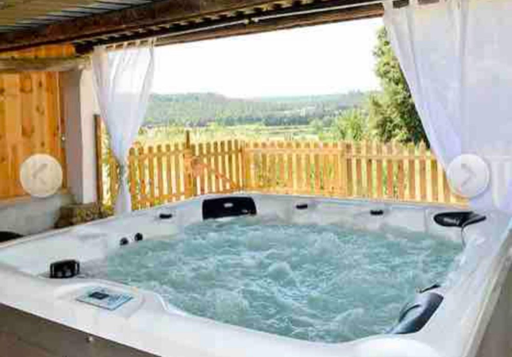 Appart Hotel - Nature Et Spa Aurons Екстериор снимка